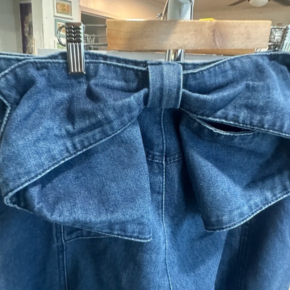 (1067) Cider Blue Flare Jeans with Bow Detail - Picture 7 of 9